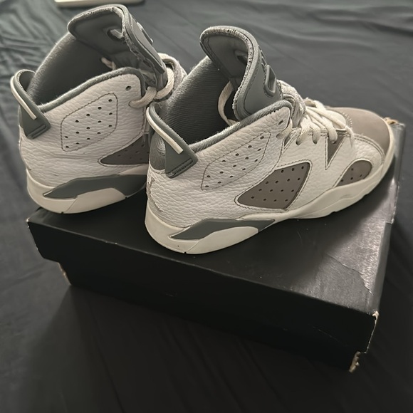 Jordan retro 6 Toddler - Picture 3 of 4